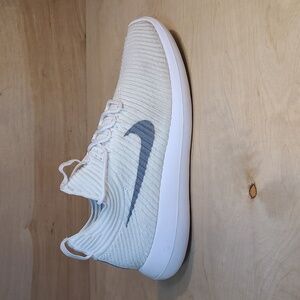 Nike Roshe Two Flyknit V2 Running 'White Wolf Grey' Athletic Shoes